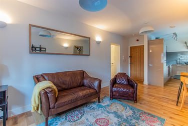 1 bed house, Howard Terrace, Adamstown, Cardiff, CF240EH - Image 3